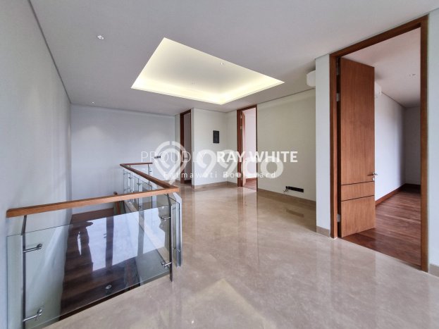 Rumah Elit Modern Siap Huni di Kemang Jakarta Selatan Rumah Elit Modern Siap Huni di Kemang Jakarta Selatan