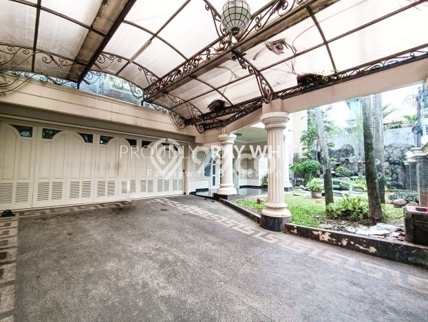 Rumah Elit LB 700m2 Siap Huni Desain Elegan di Kemang, Jakarta Selatan Rumah Elit LB 700m2 Siap Huni Desain Elegan di Kemang, Jakarta Selatan
