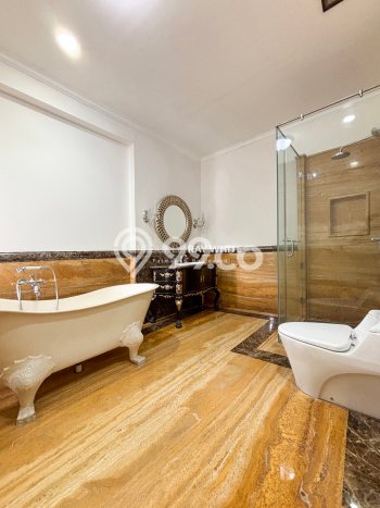 Hunian Ideal dengan LT 691m2 & LB 576m2 Dikontrakkan di Kemang Hunian Ideal dengan LT 691m2 & LB 576m2 Dikontrakkan di Kemang