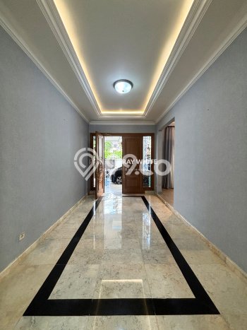 Hunian Ideal dengan LT 691m2 & LB 576m2 Dikontrakkan di Kemang Hunian Ideal dengan LT 691m2 & LB 576m2 Dikontrakkan di Kemang