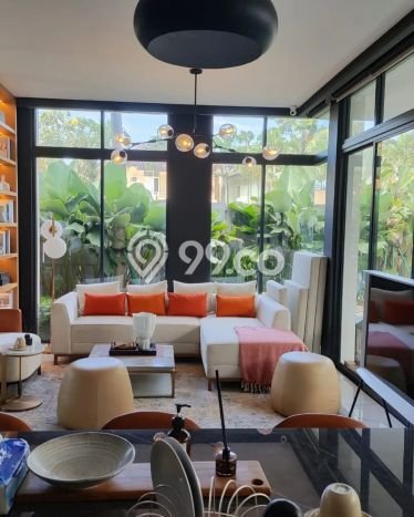 Jual Rumah Mewah Elegan Dengan View Eksklusif di Lippo Karawaci, Tangerang Jual Rumah Mewah Elegan Dengan View Eksklusif di Lippo Karawaci, Tangerang