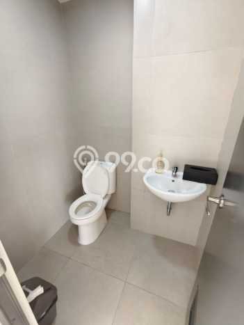 Lokasi Strategis! Dijual Ruko Bisnis di Curug, Tangerang Kondisi Bagus Lokasi Strategis! Dijual Ruko Bisnis di Curug, Tangerang Kondisi Bagus
