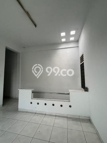 PELUANG EMAS! Ruko di Medan Petisah, Luas 270m², Pusat Komersial PELUANG EMAS! Ruko di Medan Petisah, Luas 270m², Pusat Komersial