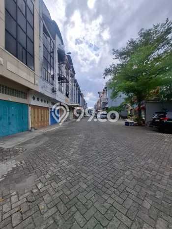 LOKASI STRATEGIS! Ruko di Medan Maimun, Luas 224m², Keramaian Tinggi LOKASI STRATEGIS! Ruko di Medan Maimun, Luas 224m², Keramaian Tinggi