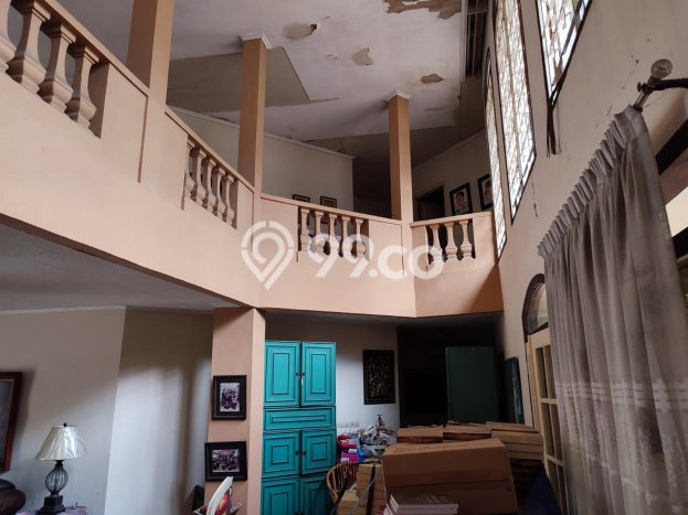 Hunian Mewah LB 1200m2 Siap Huni Desain Elegan di Kemang, Jakarta Selatan Hunian Mewah LB 1200m2 Siap Huni Desain Elegan di Kemang, Jakarta Selatan