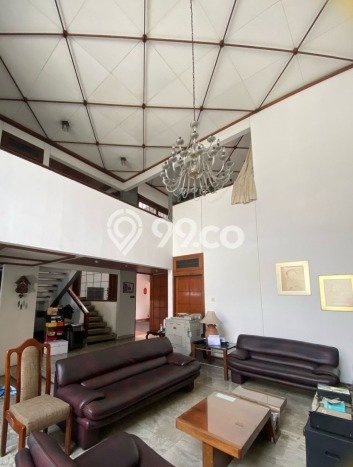 Rumah Elit LB 407m2 Siap Pakai Desain Elegan di Pondok Indah, Jakarta Selatan Rumah Elit LB 407m2 Siap Pakai Desain Elegan di Pondok Indah, Jakarta Selatan