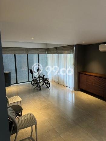 Rumah sewa siap huni 5 KT di Kemang, Jakarta Selatan Rumah sewa siap huni 5 KT di Kemang, Jakarta Selatan