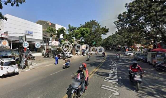 Unit Komersial Dijual di Bandung LT 146m2 & LB 140m2 Unit Komersial Dijual di Bandung LT 146m2 & LB 140m2
