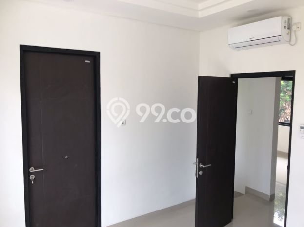 Hunian Berkelas LT 130m² / LB 62m² di Kompleks Perumahan Jati Mekar, Bekasi Hunian Berkelas LT 130m² / LB 62m² di Kompleks Perumahan Jati Mekar, Bekasi