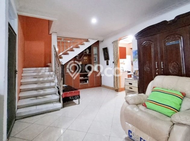Dijual Segera Rumah LT 180m² di Lokasi Strategis, Jakarta Timur Dijual Segera Rumah LT 180m² di Lokasi Strategis, Jakarta Timur