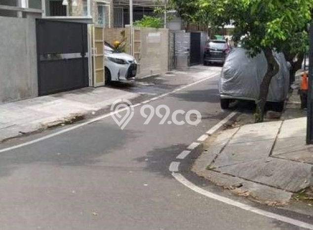 HOT DEAL! Jual Rumah Berkualitas area Cempaka Putih, Jakarta Pusat, Luas Tanah 180m² LB 250m² HOT DEAL! Jual Rumah Berkualitas area Cempaka Putih, Jakarta Pusat, Luas Tanah 180m² LB 250m²