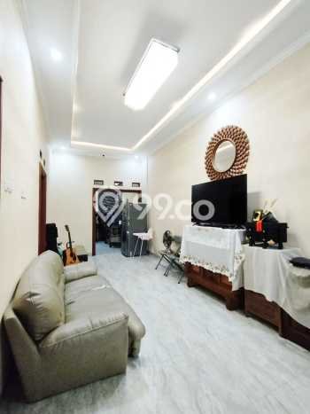 SPECIAL PROPERTY! Rumah di Duren Sawit, LT 97m² Bangunan 150m² SPECIAL PROPERTY! Rumah di Duren Sawit, LT 97m² Bangunan 150m²