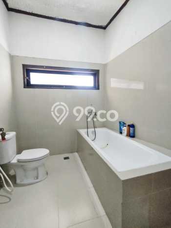Rumah LT 305m² Harga Terjangkau di Jatiwaringin, Bekasi Rumah LT 305m² Harga Terjangkau di Jatiwaringin, Bekasi