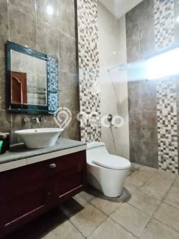 Rumah Siap Huni lokasi Jatiwaringin, Bekasi, Luas 500m² Bangunan 450m² Rumah Siap Huni lokasi Jatiwaringin, Bekasi, Luas 500m² Bangunan 450m²