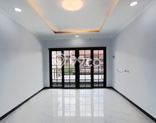 Rumah Minimalis 4 KT LT 90m2 di Pondok Kelapa Rumah Minimalis 4 KT LT 90m2 di Pondok Kelapa