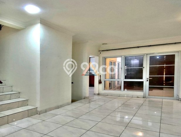 For Sale Hunian Rumah Terawat 4 KT di Kota Wisata, Jakarta Timur For Sale Hunian Rumah Terawat 4 KT di Kota Wisata, Jakarta Timur