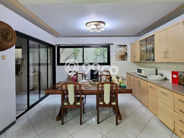For Sale! Premium House LT 302m2 Desain Elegan di Kemang For Sale! Premium House LT 302m2 Desain Elegan di Kemang