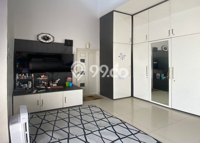 FEATURED! Rumah Nyaman di Pondok Kelapa, LT 129m² Bangunan 185m² FEATURED! Rumah Nyaman di Pondok Kelapa, LT 129m² Bangunan 185m²