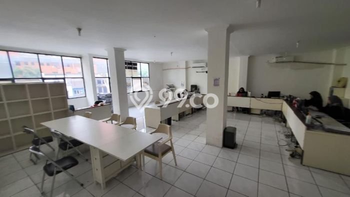 Ruko Dijual Lokasi Stratagis di Matraman Jakarta Timur Cocok untuk Bisnis Ruko Dijual Lokasi Stratagis di Matraman Jakarta Timur Cocok untuk Bisnis