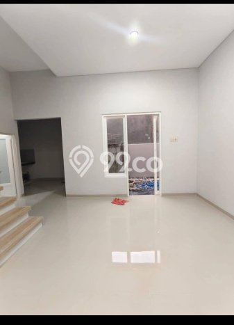 Dijual Rumah 3 Kamar Lokasi Strategis Nyaman dan Strategis di Rungkut Dijual Rumah 3 Kamar Lokasi Strategis Nyaman dan Strategis di Rungkut