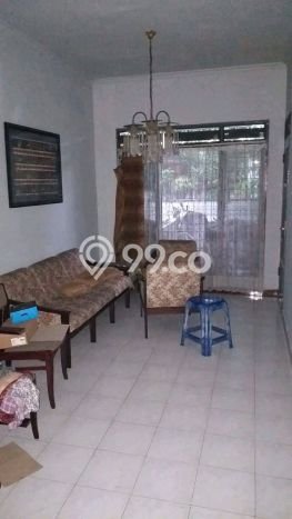 Rumah Strategis Modern Lb 120m2 di Rungkut, Surabaya Rumah Strategis Modern Lb 120m2 di Rungkut, Surabaya