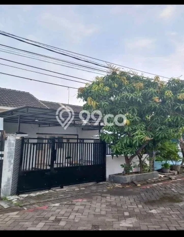 Lokasi strategis! Rumah siap huni disewakan di Rungkut LB 72m2 Lokasi strategis! Rumah siap huni disewakan di Rungkut LB 72m2