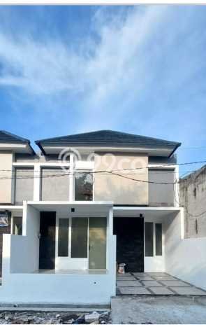 Rumah Modern Minimalis 2 KT Siap Huni di Rungkut Rumah Modern Minimalis 2 KT Siap Huni di Rungkut
