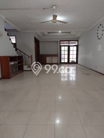 Rumah kawasan Gudang Peluru, Akses ke Sekolah, LT 200m² Rumah kawasan Gudang Peluru, Akses ke Sekolah, LT 200m²