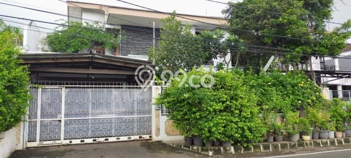 Rumah Mewah LB 400m2 Siap Pakai Desain Elegan di Gudang Peluru, Jakarta Selatan Rumah Mewah LB 400m2 Siap Pakai Desain Elegan di Gudang Peluru, Jakarta Selatan