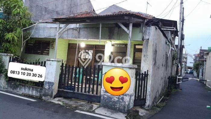 Siap Huni Rumah Mewah 5 Kamar di Tebet Dekat ke Mana Saja Siap Huni Rumah Mewah 5 Kamar di Tebet Dekat ke Mana Saja