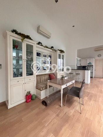 HARGA SPESIAL! Rumah di Tebet, Dekat Pusat Kota, 3 KM, LT 215m² Bangunan 280m² HARGA SPESIAL! Rumah di Tebet, Dekat Pusat Kota, 3 KM, LT 215m² Bangunan 280m²