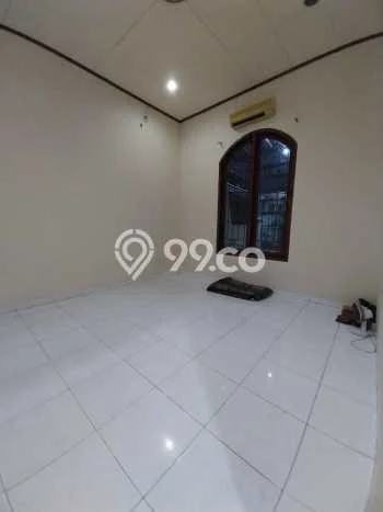 Rumah Elit LB 150m2 Siap Huni Desain Elegan di Buaran, Jakarta Timur Rumah Elit LB 150m2 Siap Huni Desain Elegan di Buaran, Jakarta Timur