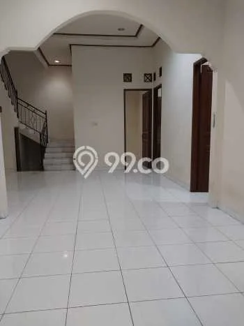 Rumah Elit LB 150m2 Siap Huni Desain Elegan di Buaran, Jakarta Timur Rumah Elit LB 150m2 Siap Huni Desain Elegan di Buaran, Jakarta Timur