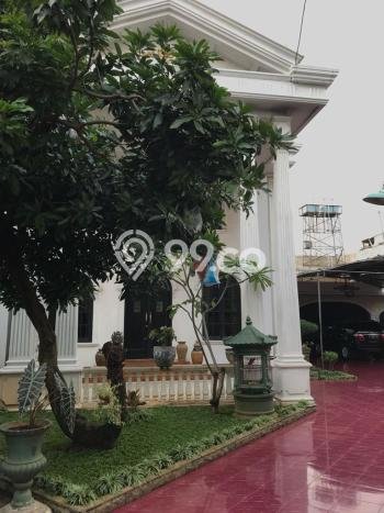 Siap Huni Rumah Mewah 6 Kamar di Tebet Dekat ke Mana Pun Siap Huni Rumah Mewah 6 Kamar di Tebet Dekat ke Mana Pun
