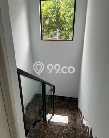 Rumah Modern 4 KT LT 114m2 di Pondok Kelapa Rumah Modern 4 KT LT 114m2 di Pondok Kelapa