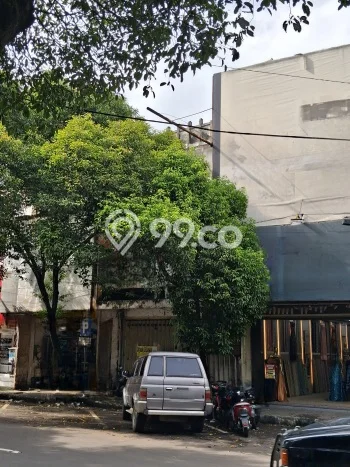Untuk Dijual Ruko di Jombang Jombang LT 183m2 / LB 270m2 Untuk Dijual Ruko di Jombang Jombang LT 183m2 / LB 270m2