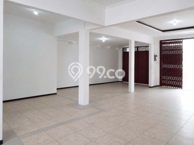 Ruko disewakan lokasi strategis Diwek Jombang 300m2 Ruko disewakan lokasi strategis Diwek Jombang 300m2