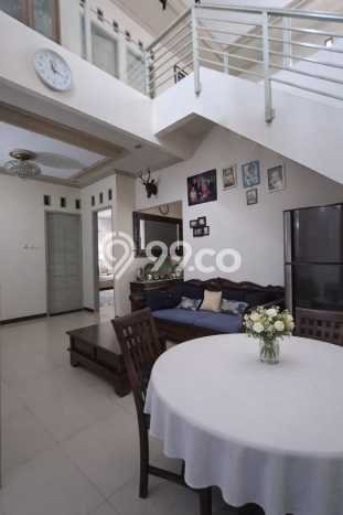 Jual Rumah Luas Megah Dengan View Eksklusif di Sektor 1 - Bintaro, Jakarta Selatan Jual Rumah Luas Megah Dengan View Eksklusif di Sektor 1 - Bintaro, Jakarta Selatan
