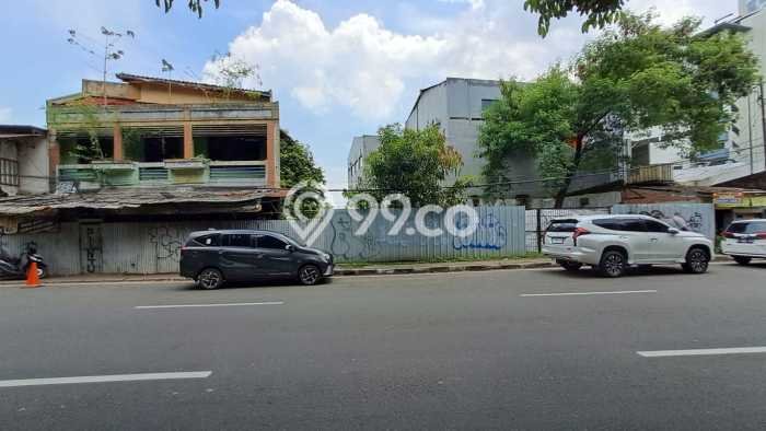Lahan Dijual Lokasi Strategis di Jakarta Selatan dengan Luas 7799m2 Lahan Dijual Lokasi Strategis di Jakarta Selatan dengan Luas 7799m2