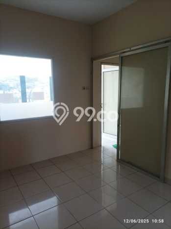 Ruko Dijual di Tangerang Selatan LT 50m2 & LB 100m2 Lokasi Terbaik! Ruko Dijual di Tangerang Selatan LT 50m2 & LB 100m2 Lokasi Terbaik!