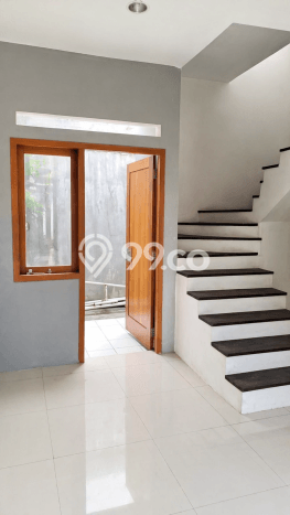 Dijual Rumah Eksklusif 2 KT di Sektor 3 - Bintaro, Jakarta Selatan Dijual Rumah Eksklusif 2 KT di Sektor 3 - Bintaro, Jakarta Selatan