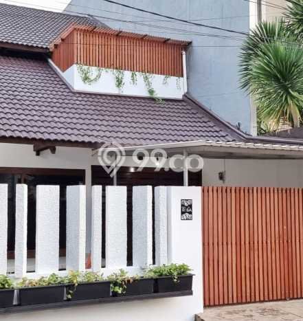 For Sale! Luxury House LT 296m2 Desain Modern di Lebak Bulus For Sale! Luxury House LT 296m2 Desain Modern di Lebak Bulus