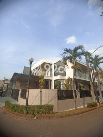 Dijual Cepat Rumah dengan Luas Tanah 212m2m² dan Luas Bangunan 350m2m² di Kawasan Bintaro, Tangerang Selatan Dijual Cepat Rumah dengan Luas Tanah 212m2m² dan Luas Bangunan 350m2m² di Kawasan Bintaro, Tangerang Selatan
