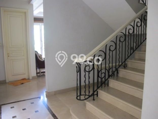 Dijual Rumah Luas Megah Dengan View Cantik di Setiabudi, Jakarta Selatan Dijual Rumah Luas Megah Dengan View Cantik di Setiabudi, Jakarta Selatan