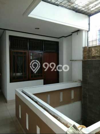 Hunian Cantik Modern Lb 190m2 di Ciputat, Tangerang Selatan Hunian Cantik Modern Lb 190m2 di Ciputat, Tangerang Selatan