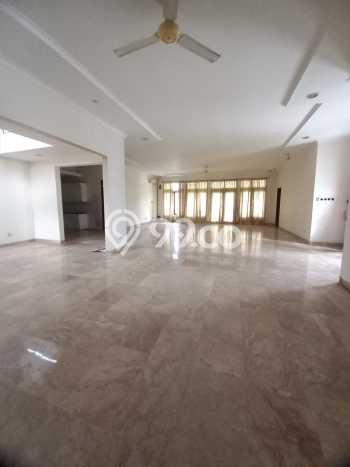 For Sale! Luxury House LT 756m2 Desain Elegan di Pondok Indah For Sale! Luxury House LT 756m2 Desain Elegan di Pondok Indah