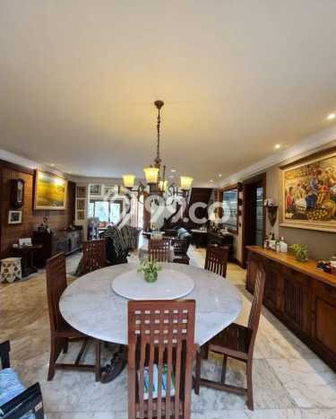 Dijual Rumah Luas Elegan Dengan View Eksklusif di Pondok Indah, Jakarta Selatan Dijual Rumah Luas Elegan Dengan View Eksklusif di Pondok Indah, Jakarta Selatan