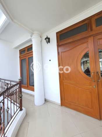 Hunian Super Mewah dengan Akses Paling Strategis di Bintaro, Tangerang Selatan Hunian Super Mewah dengan Akses Paling Strategis di Bintaro, Tangerang Selatan