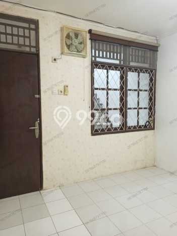 For Sale Hunian Rumah Terawat 2 Kamar di Sektor 9-Bintaro, Tangerang Selatan For Sale Hunian Rumah Terawat 2 Kamar di Sektor 9-Bintaro, Tangerang Selatan