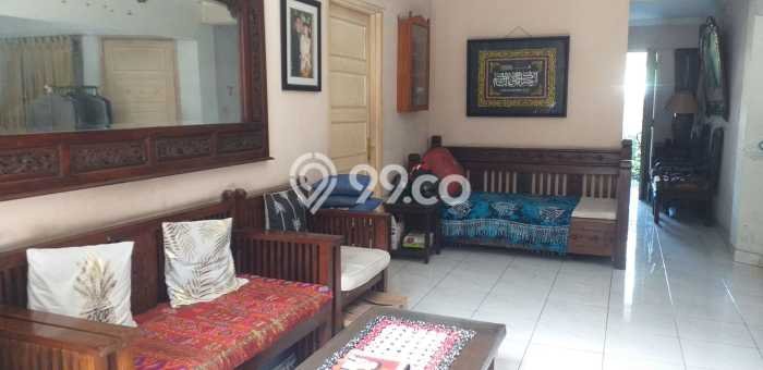 Dijual Rumah Luas Megah Dengan View Cantik di Sektor 1 - Bintaro, Jakarta Selatan Dijual Rumah Luas Megah Dengan View Cantik di Sektor 1 - Bintaro, Jakarta Selatan